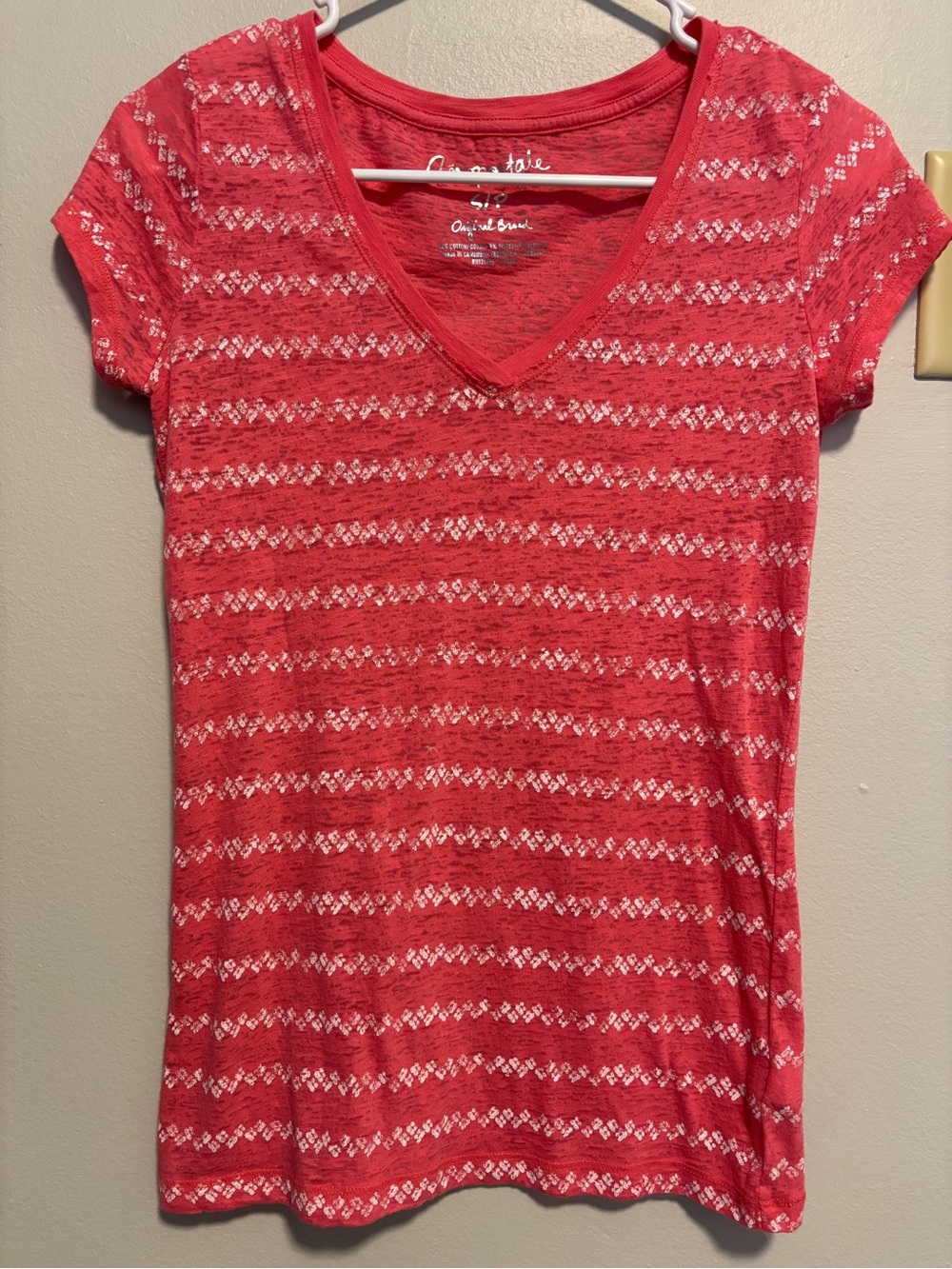 Y2K Aeropostale pink graphic short sleeve fitted tee size small